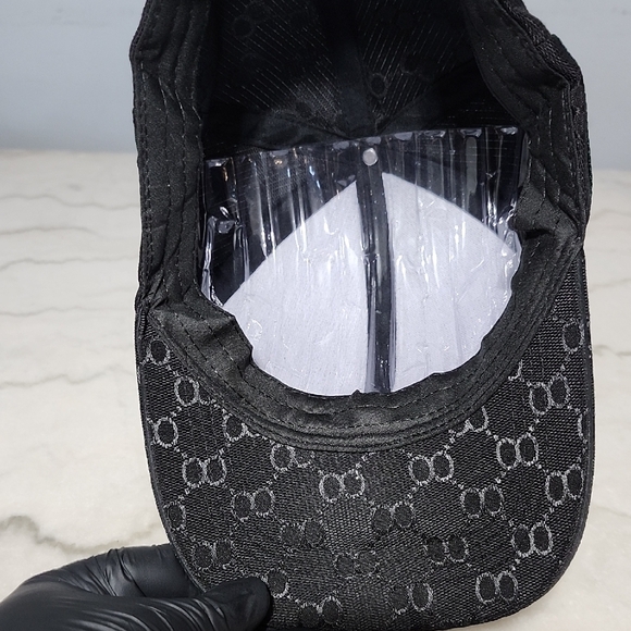 Black Designer Men's Cap - Picture 4 of 4